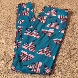LuLaRoe Castle OS Leggings